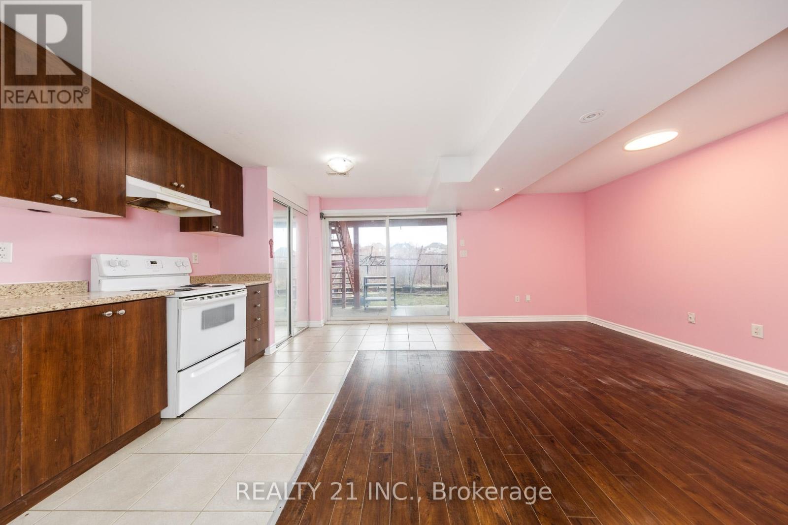54 TYSONVILLE CIRCLE - 35