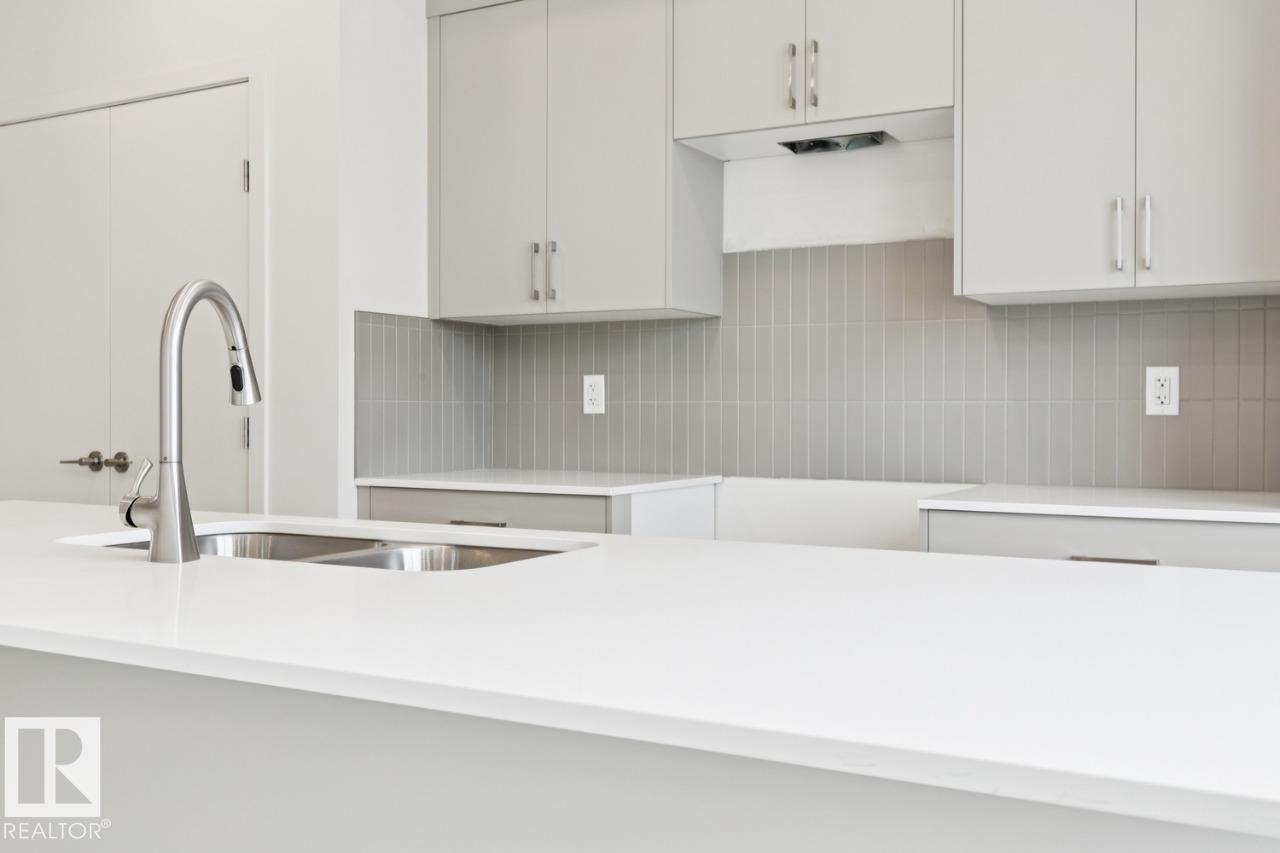 7524 KLAPSTEIN LINK LI SW - 15