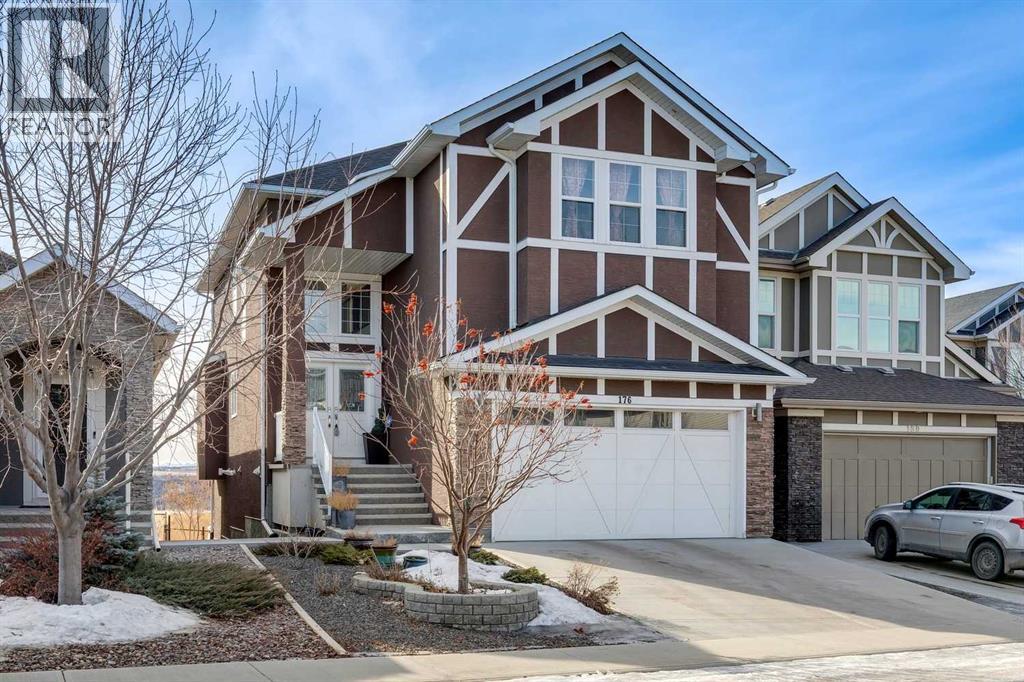 176 Cranarch Crescent SE - 1