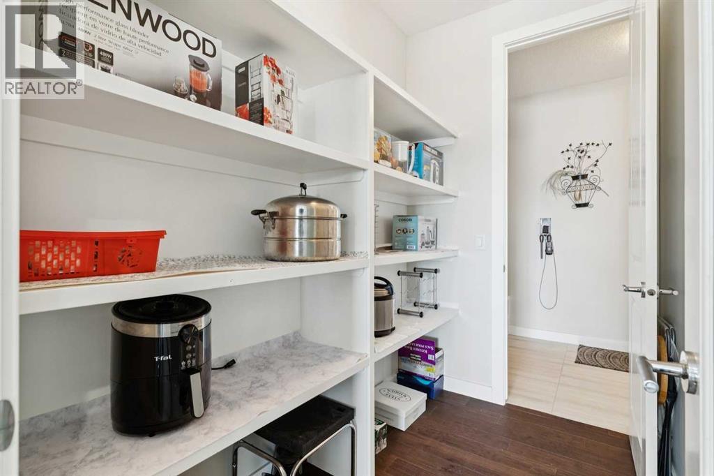 176 Cranarch Crescent SE - 22