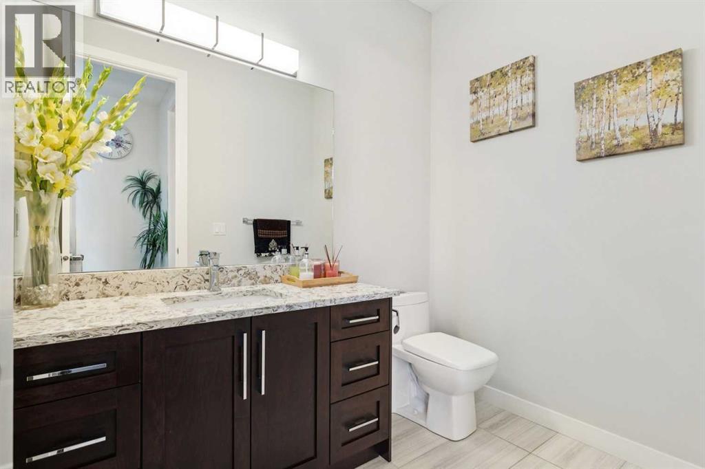 176 Cranarch Crescent SE - 25