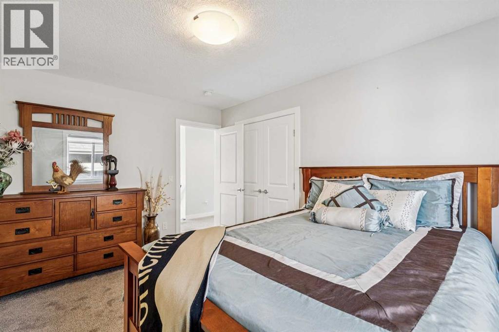 176 Cranarch Crescent SE - 35
