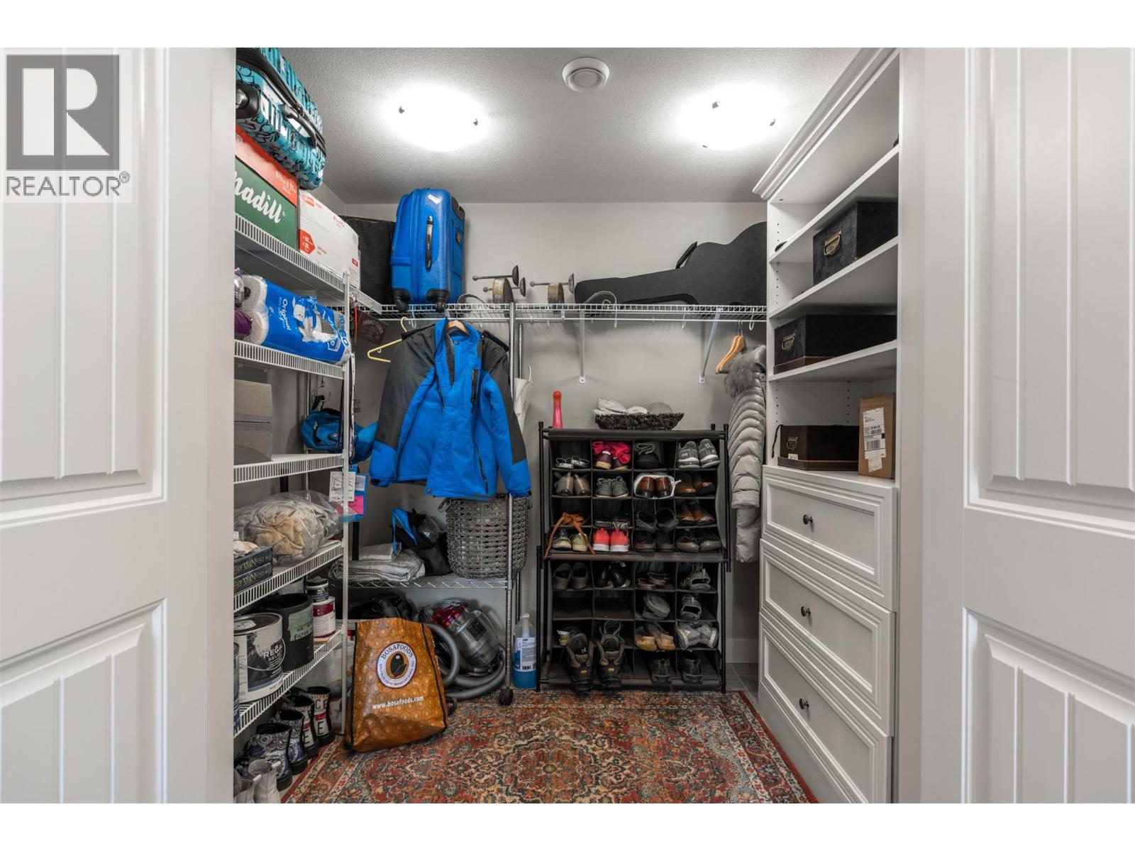 325 Cordon Place - 17