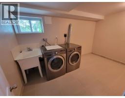 8374 11th Avenue, Burnaby, BC V3N2P4 Photo 12