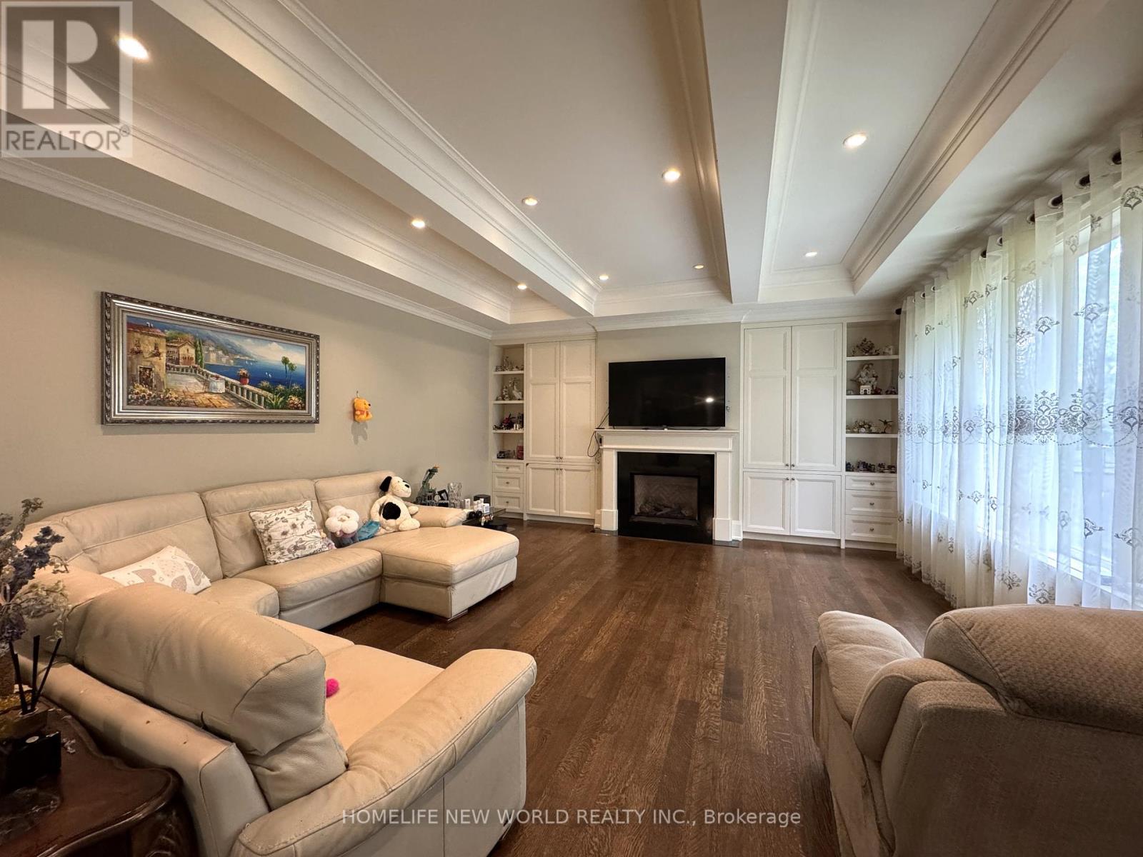 64 MONTRESSOR DRIVE - 17