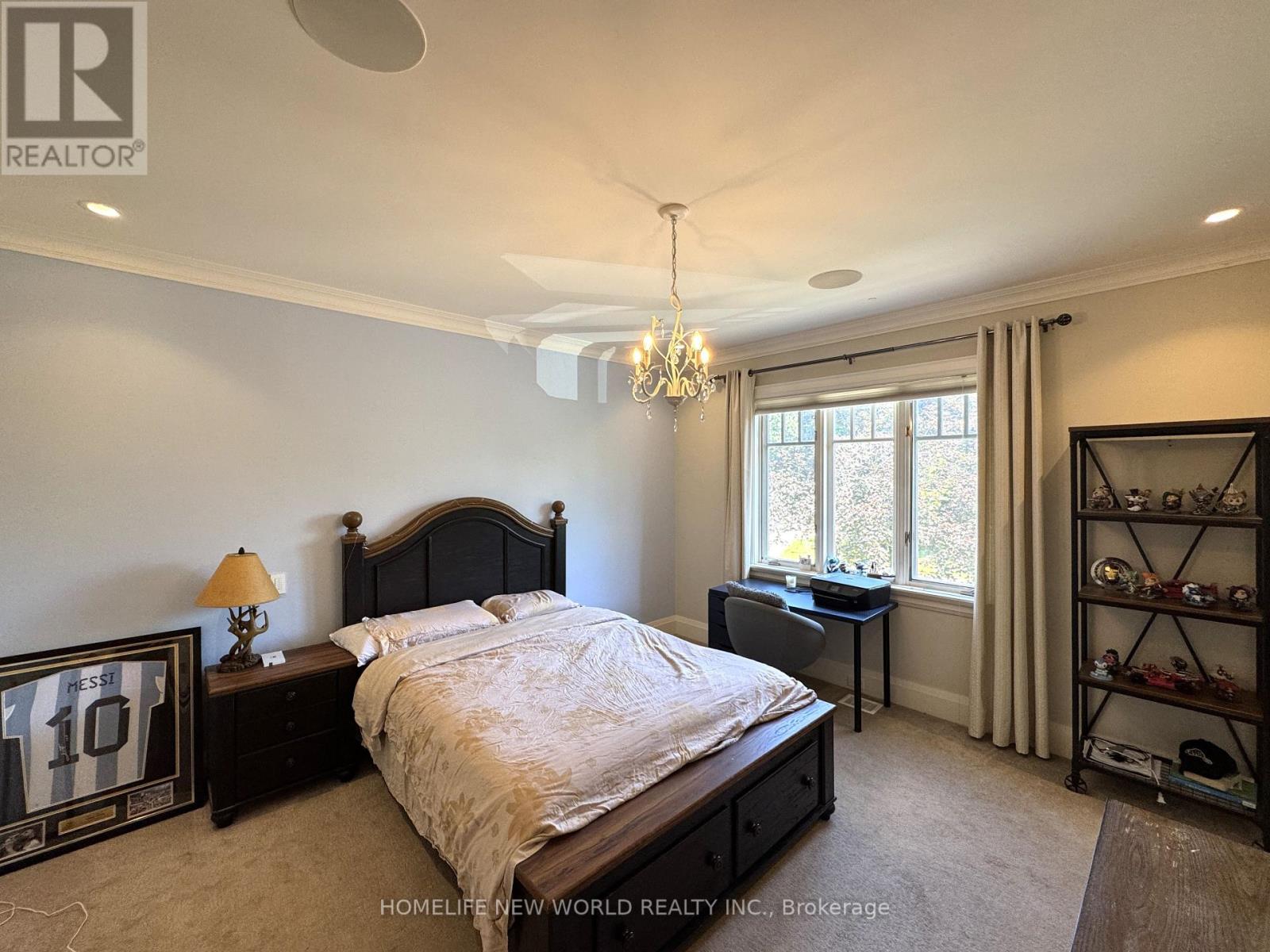 64 MONTRESSOR DRIVE - 37