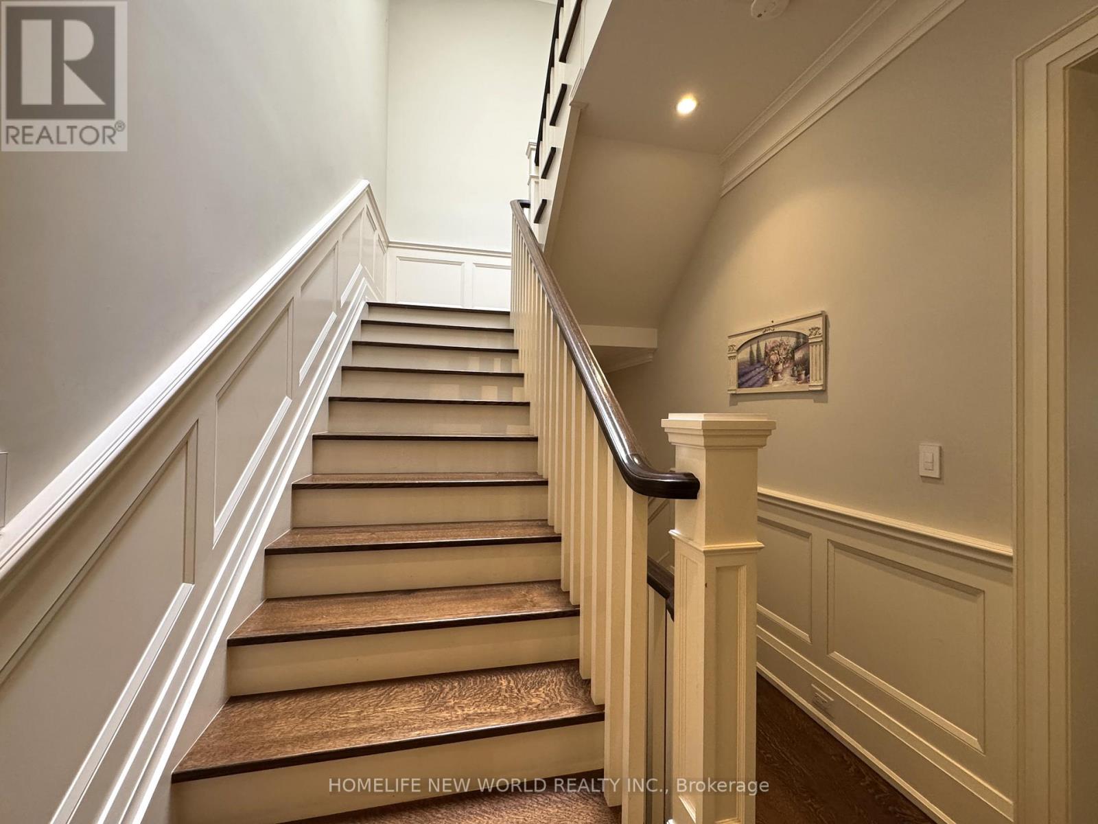 64 MONTRESSOR DRIVE - 24