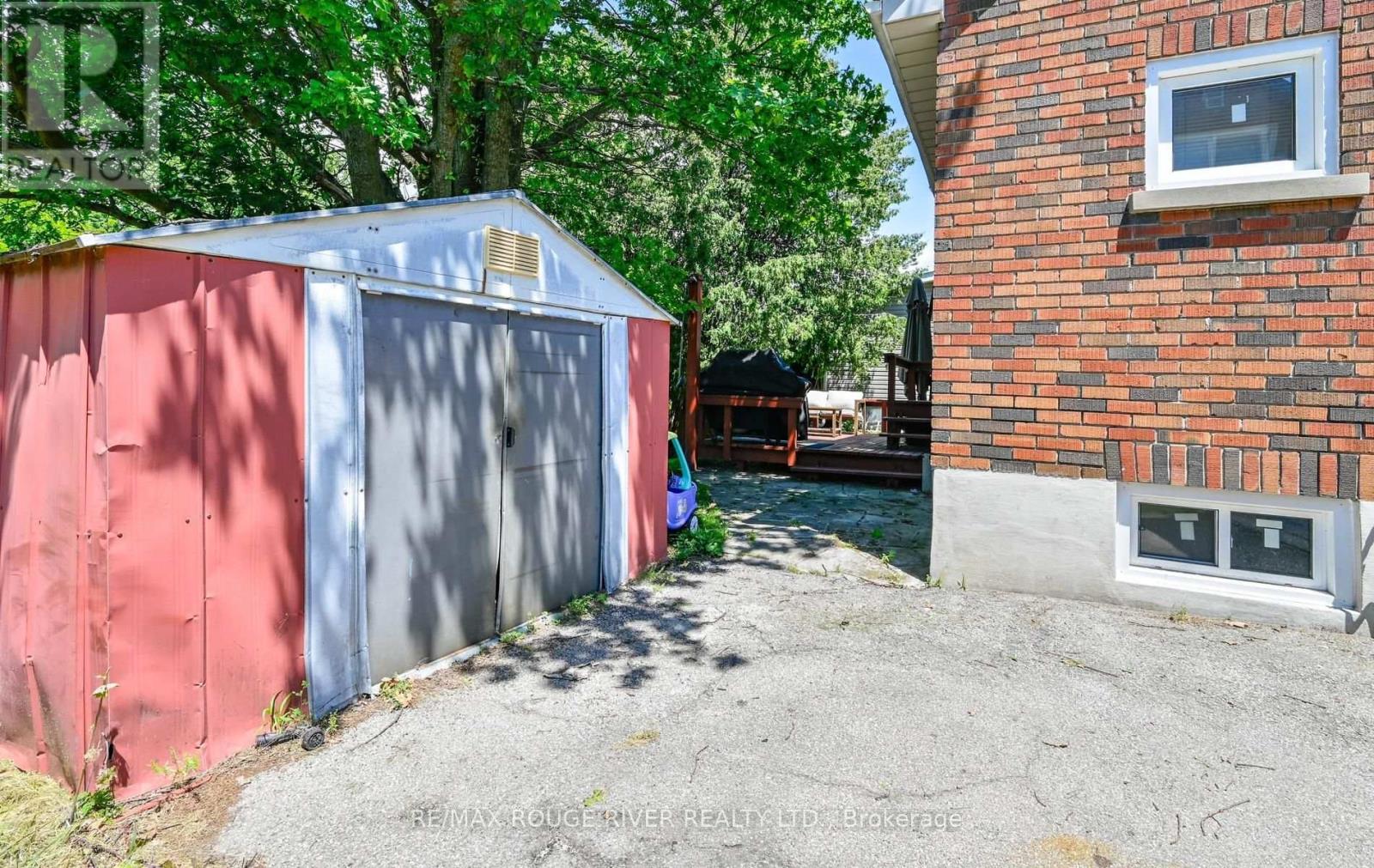 1576 HIGHWAY 2 ROAD - 38