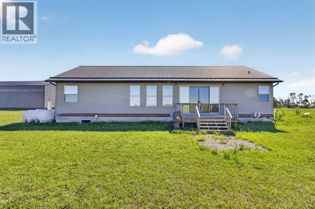 31340 Range Road 270 - photo 5