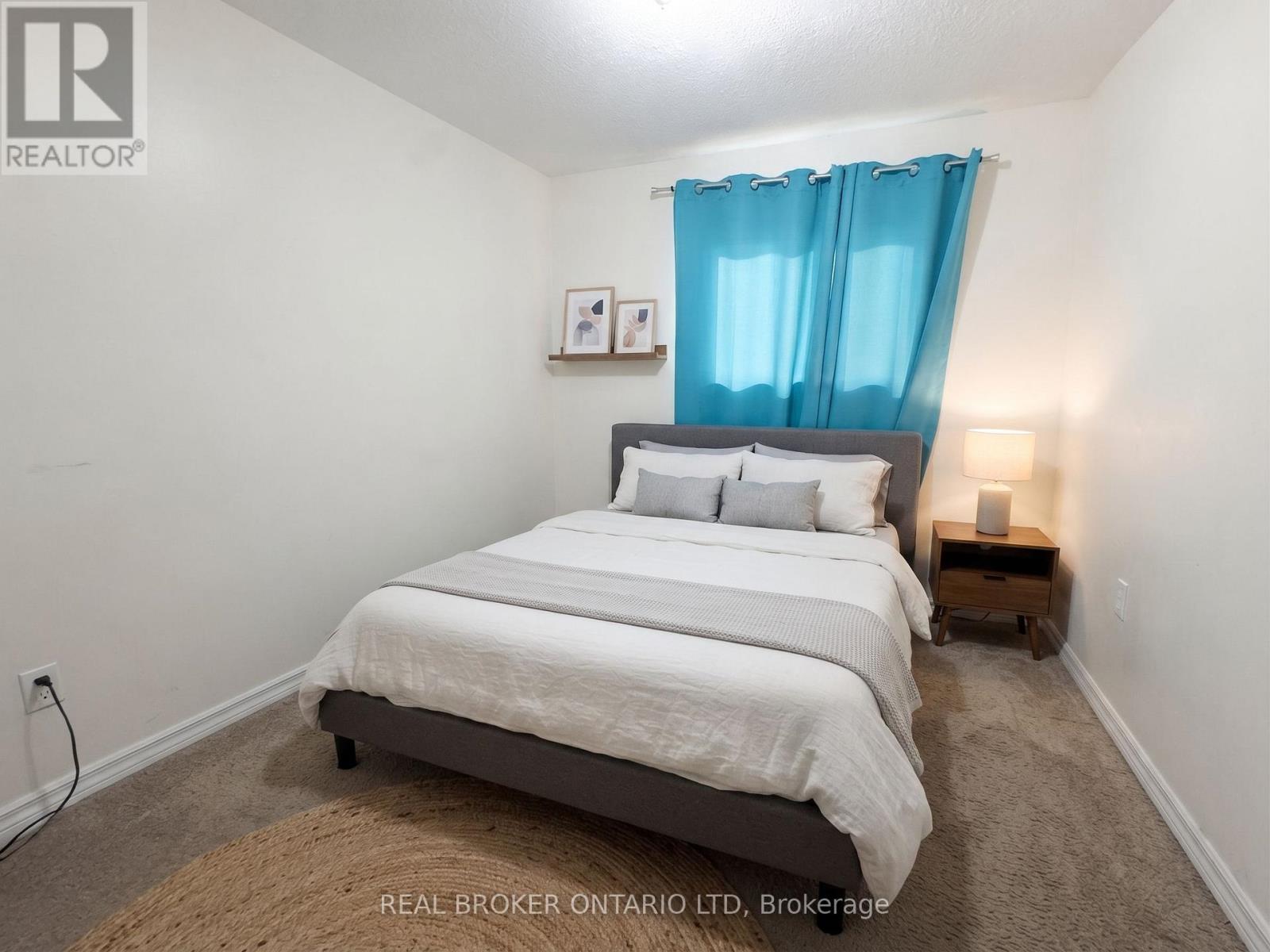 #25 475 SANDRINGHAM CRESCENT - 9