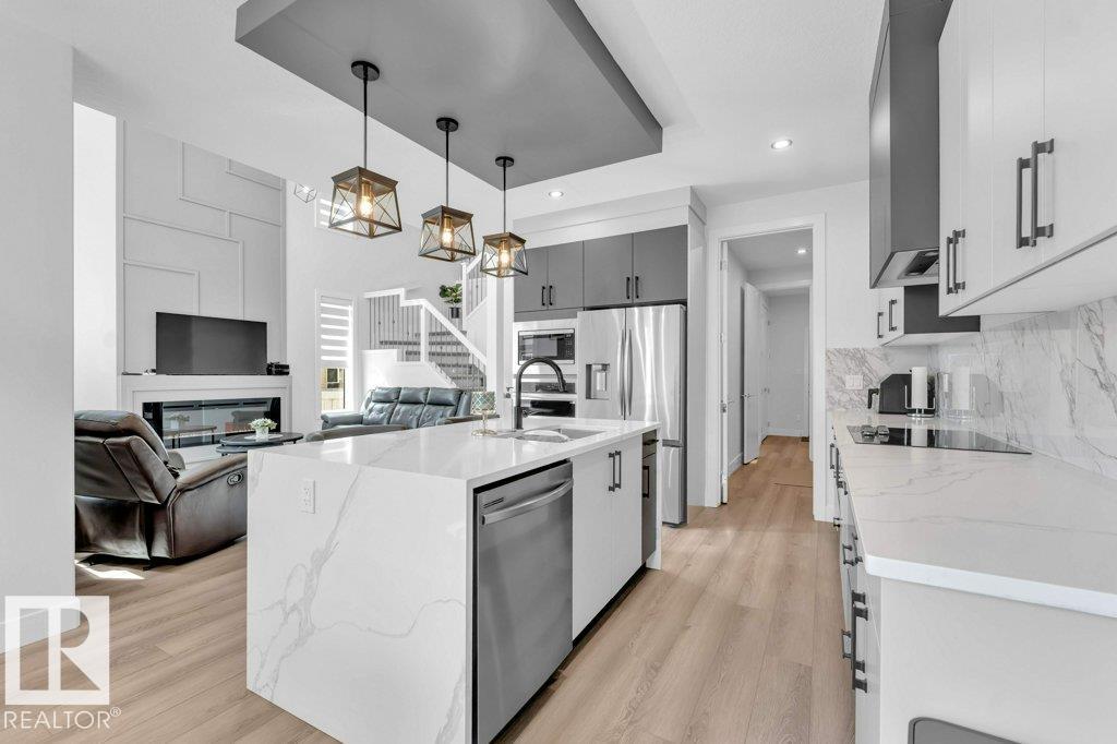 #3525 42 Ave - 7