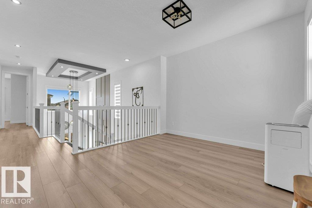 #3525 42 Ave - 20