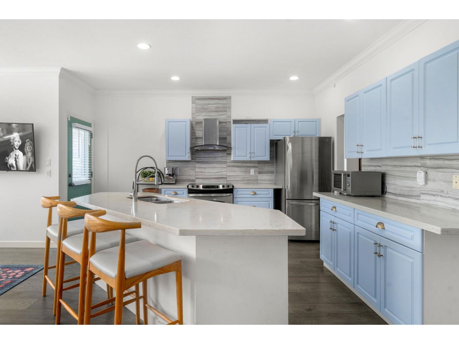15766 23B AVENUE, Surrey