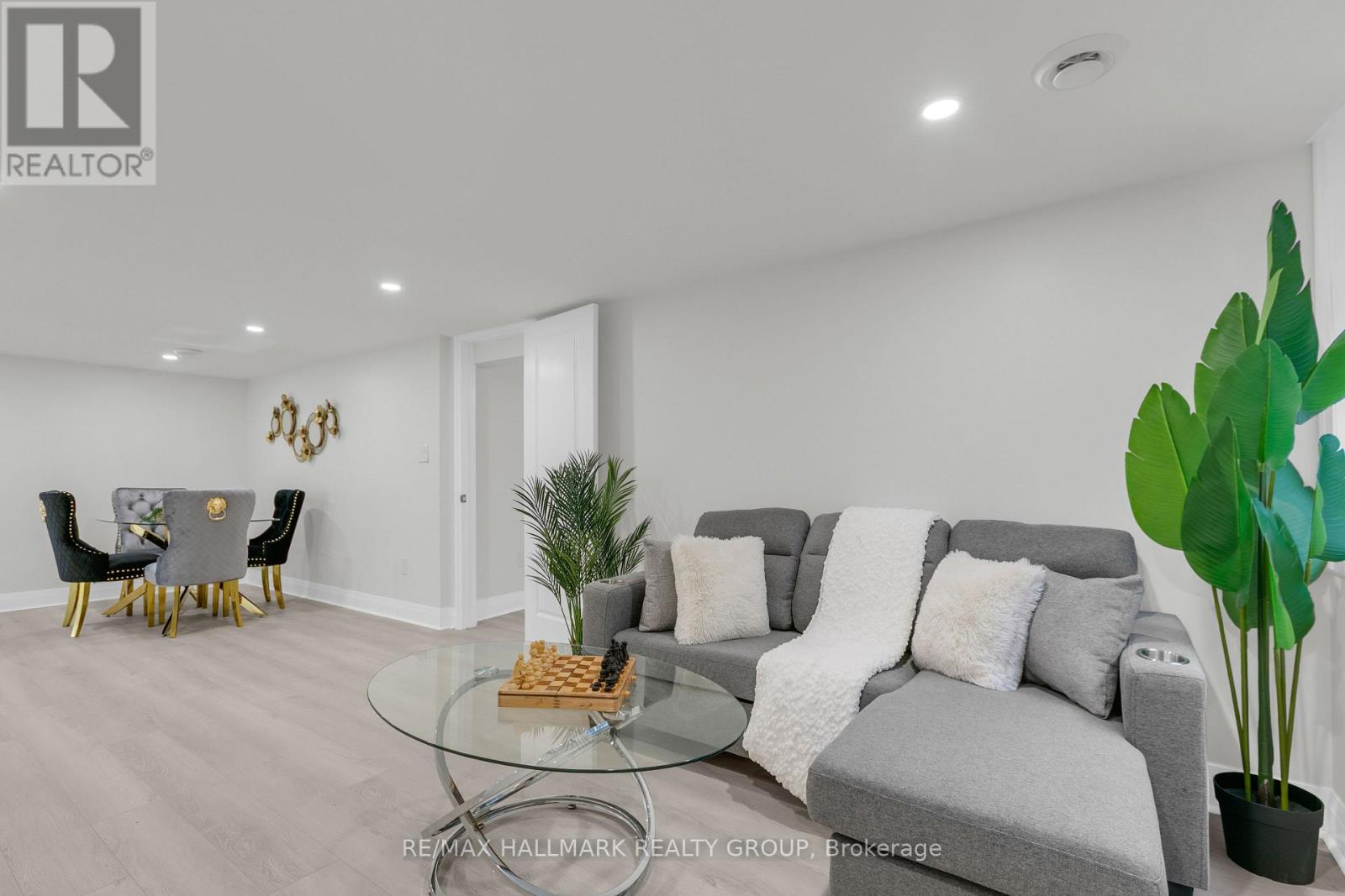 3336 KODIAK STREET - 23