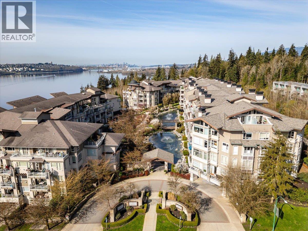 417 580 RAVEN WOODS DRIVE, North Vancouver