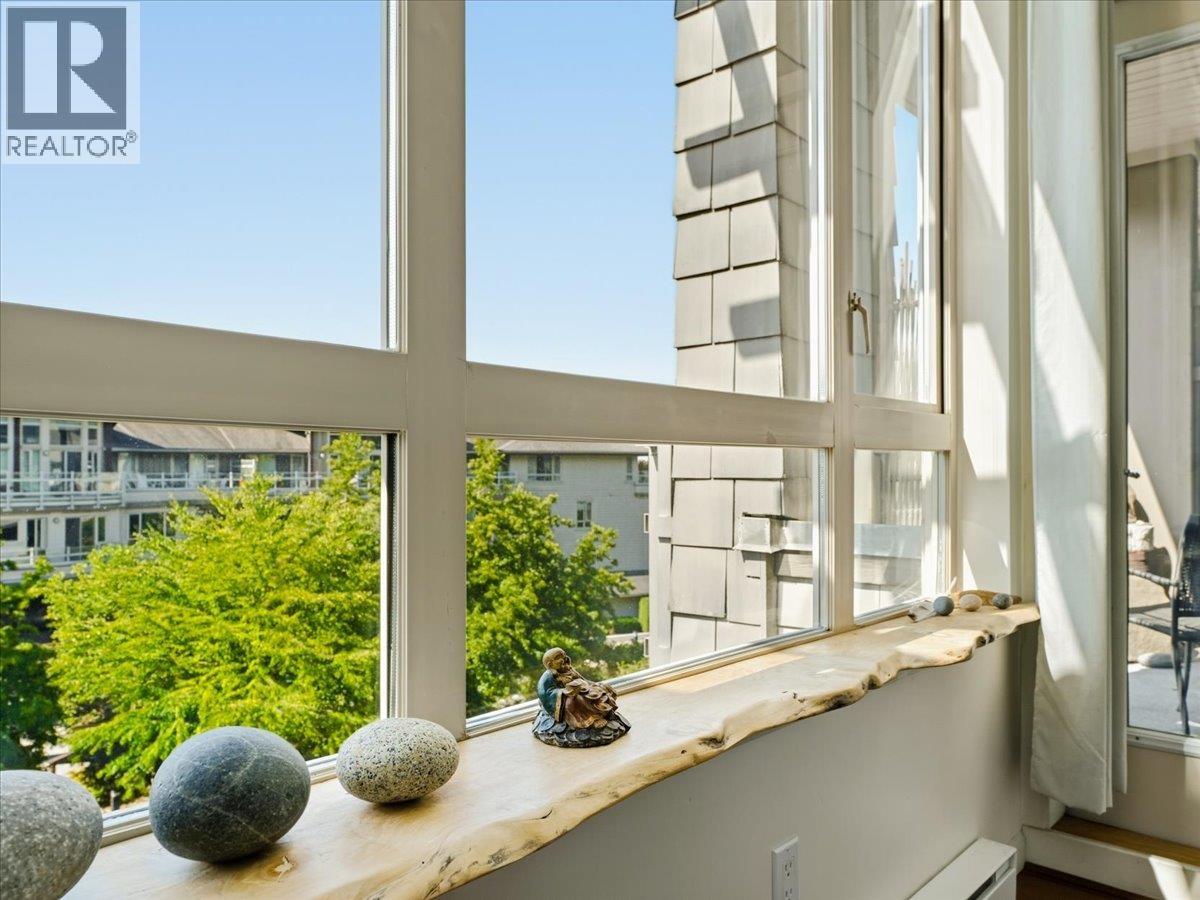 417 580 RAVEN WOODS DRIVE, North Vancouver