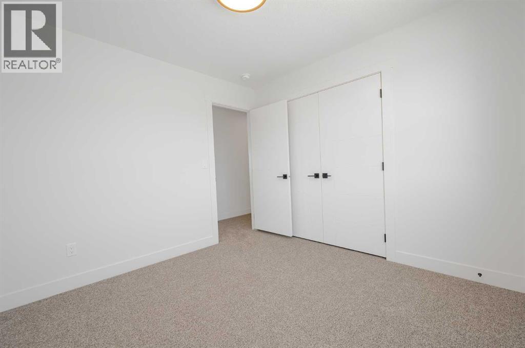 16 Waterford Place — photo 38