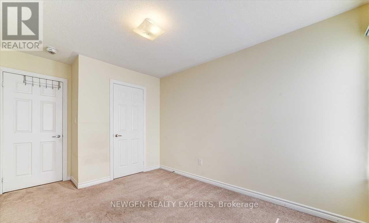 #16 200 VETERANS DRIVE N - 9