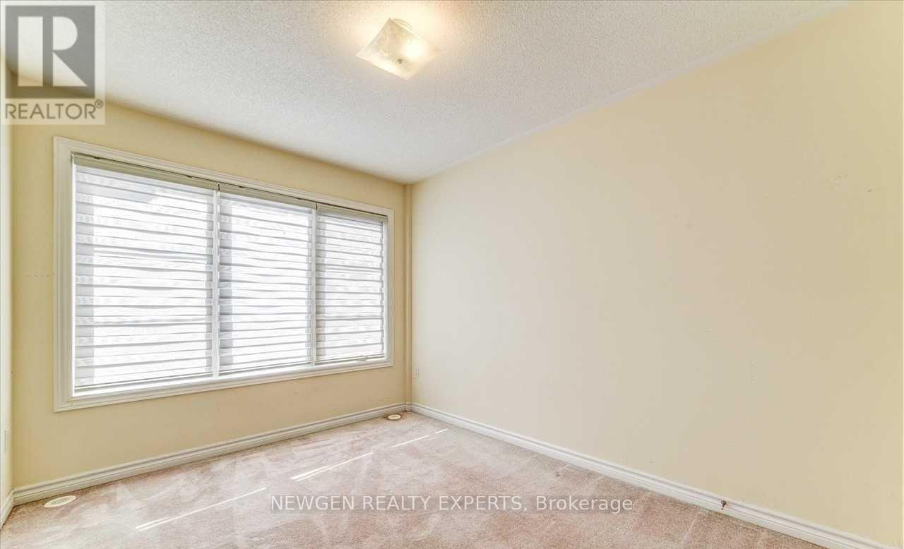 #16 200 VETERANS DRIVE N - 10