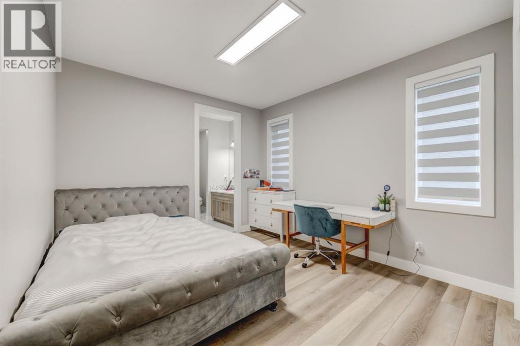 146 Yorkstone Way SW - 19
