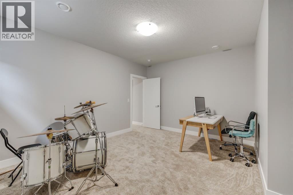 146 Yorkstone Way SW - 30
