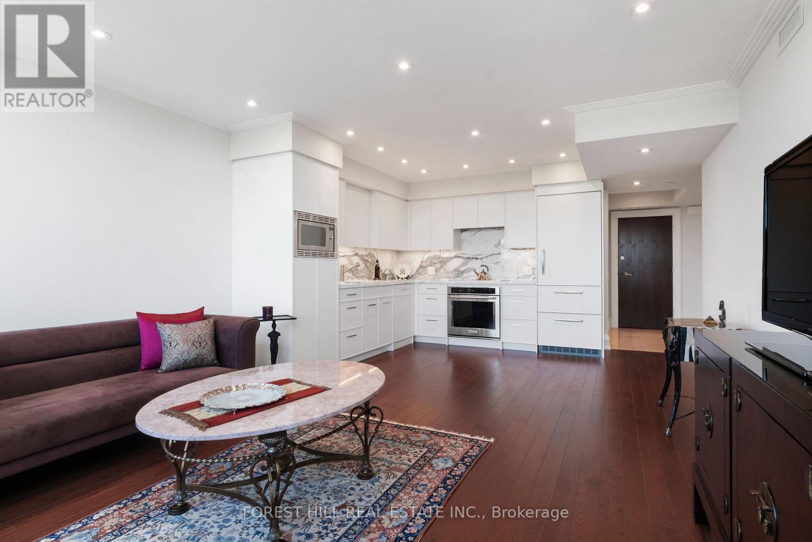 #1401 500 AVENUE ROAD - 13
