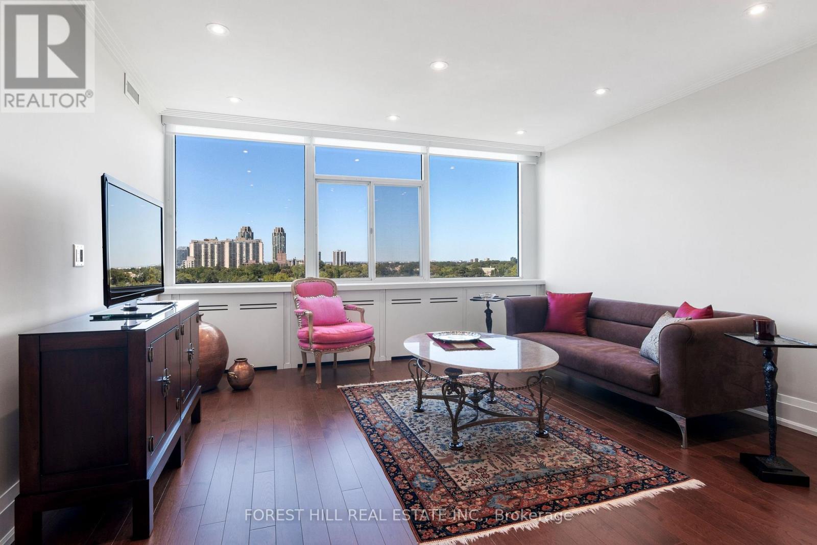 #1401 500 AVENUE ROAD - 16