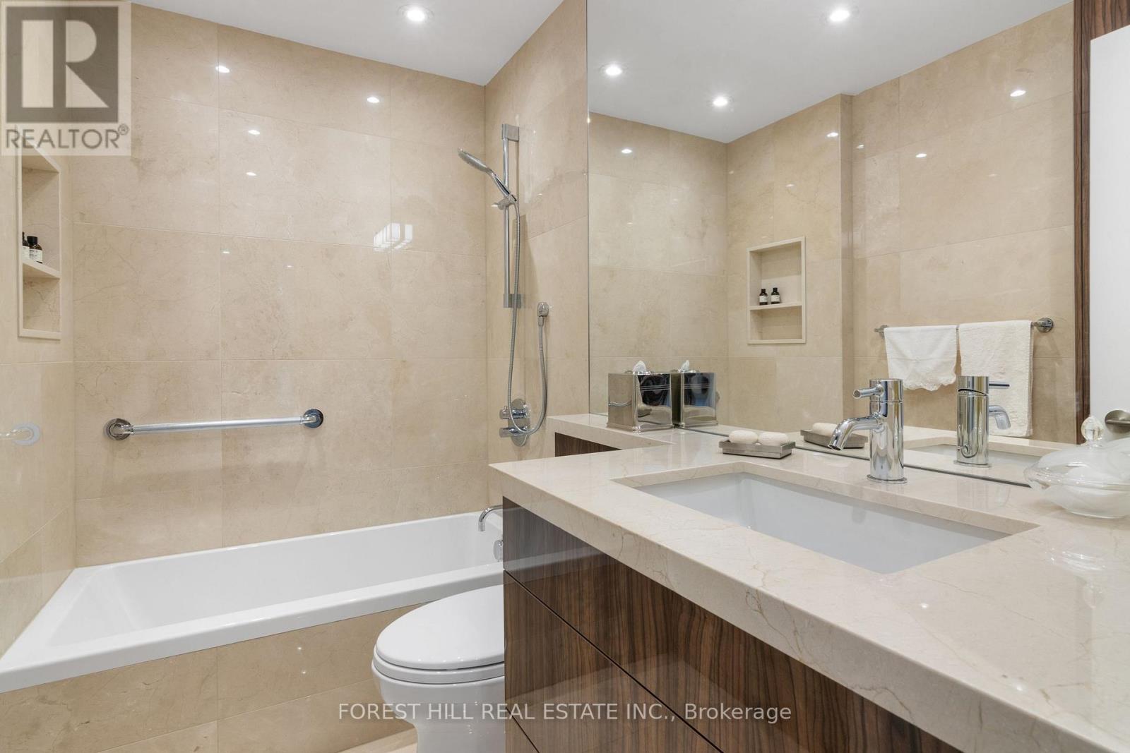 #1401 500 AVENUE ROAD - 28