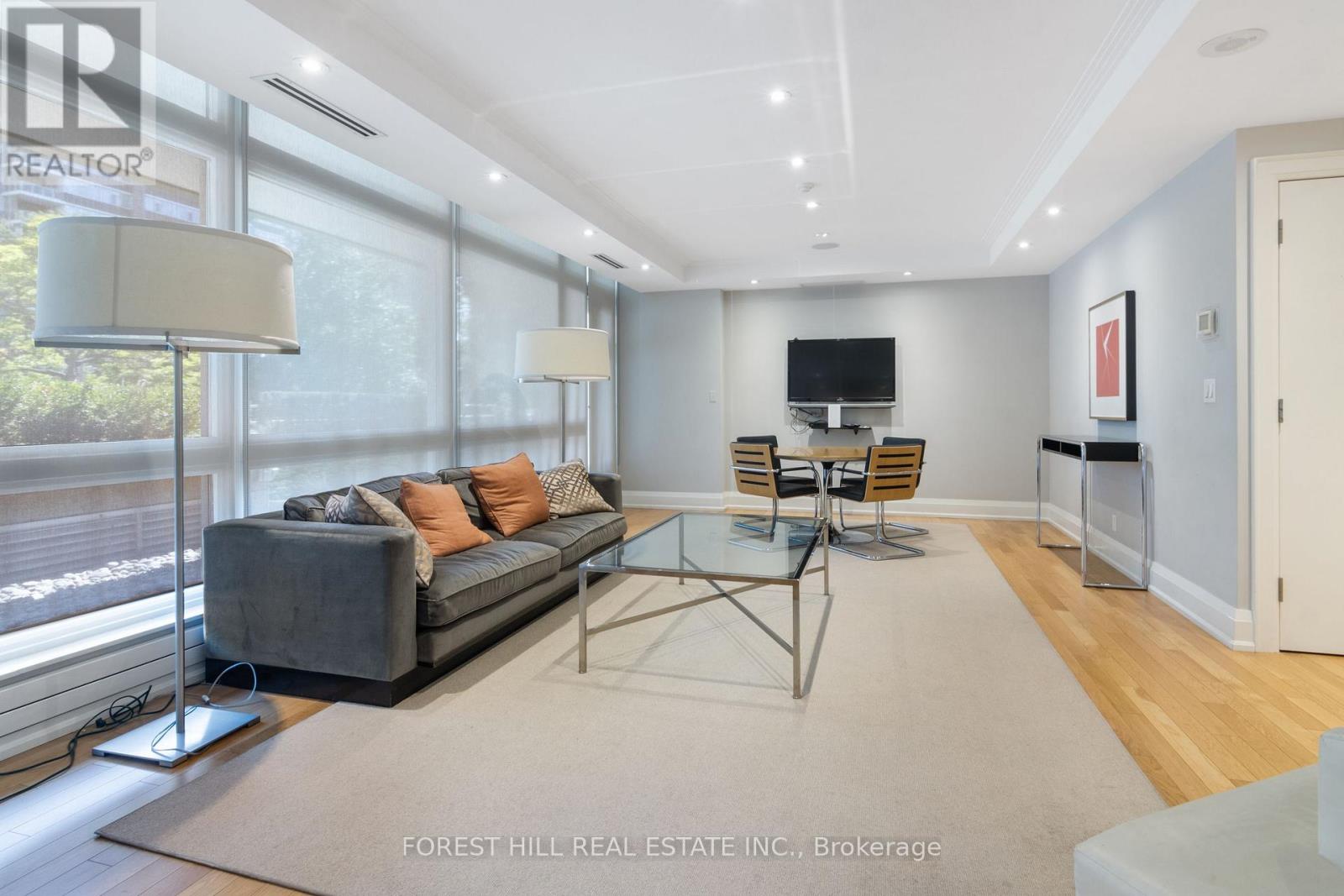 #1401 500 AVENUE ROAD - 32
