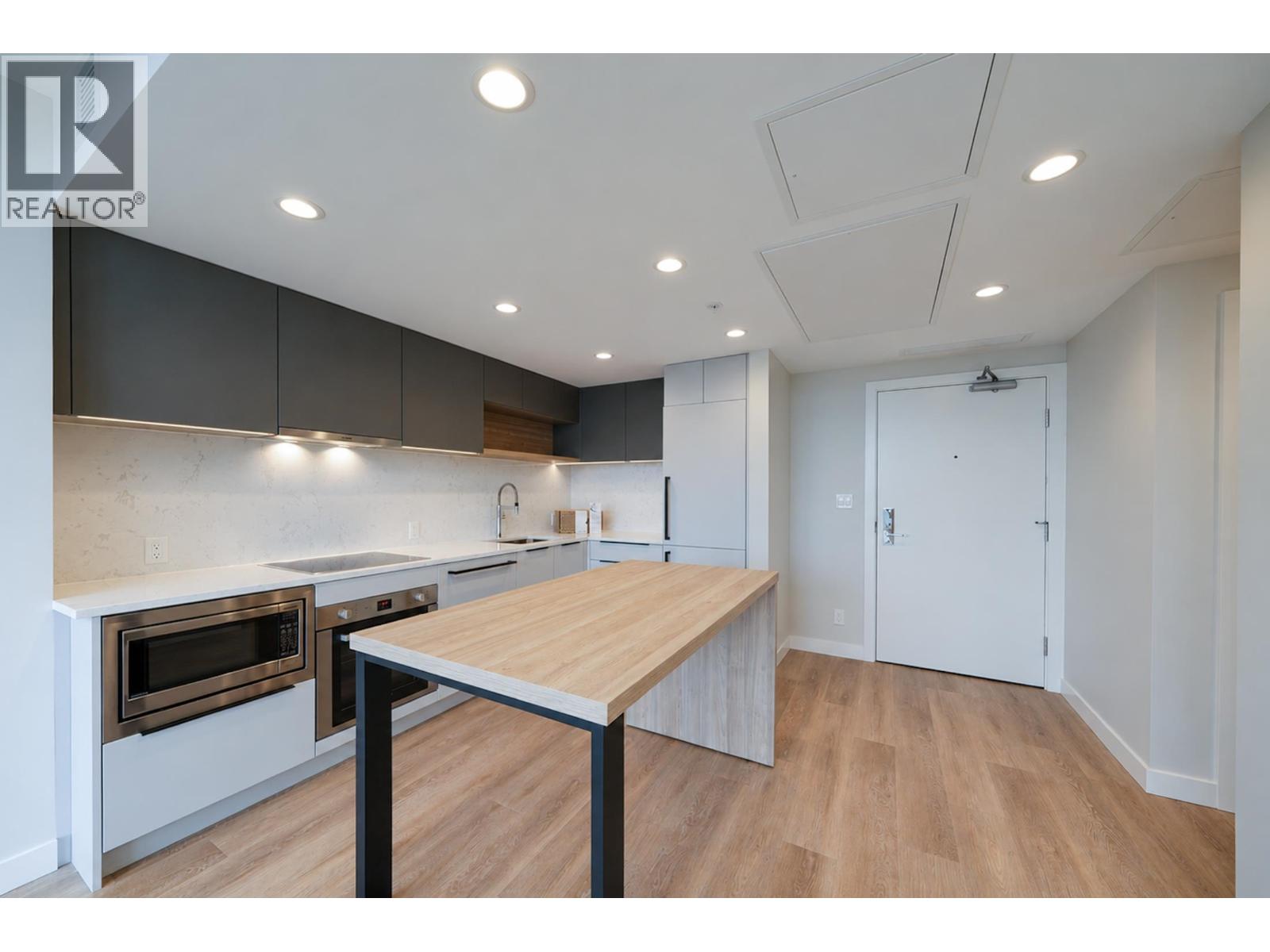 3502 567 EMERSON STREET, Coquitlam