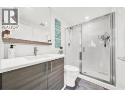 307 200 Nelson's Crescent, New Westminster, BC V3L0H4 Photo 22