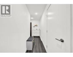 307 200 Nelson's Crescent, New Westminster, BC V3L0H4 Photo 6