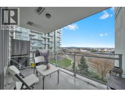 307 200 Nelson's Crescent, New Westminster, BC V3L0H4 Photo 23
