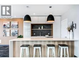 307 200 Nelson's Crescent, New Westminster, BC V3L0H4 Photo 31