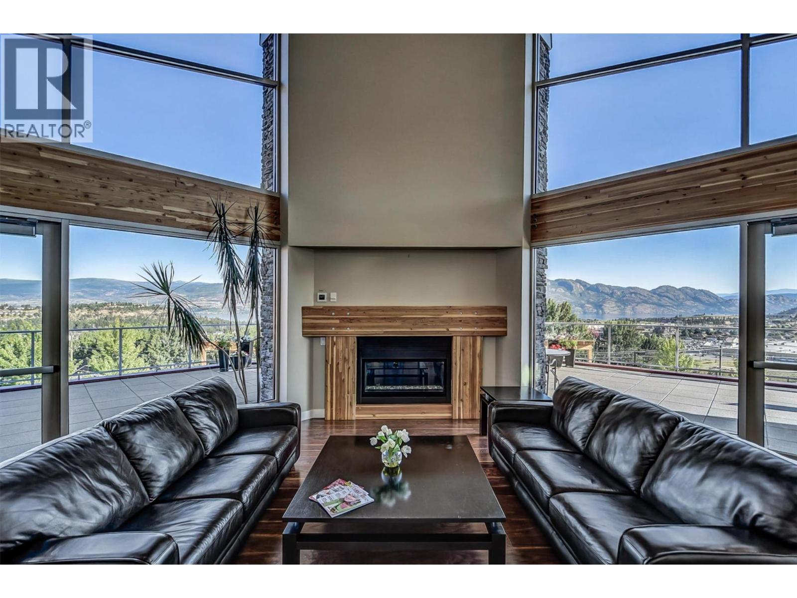 #512 3205 Skyview Lane - 43