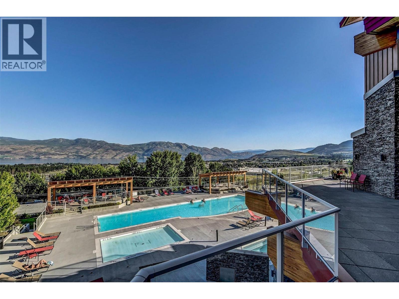 #512 3205 Skyview Lane - 47