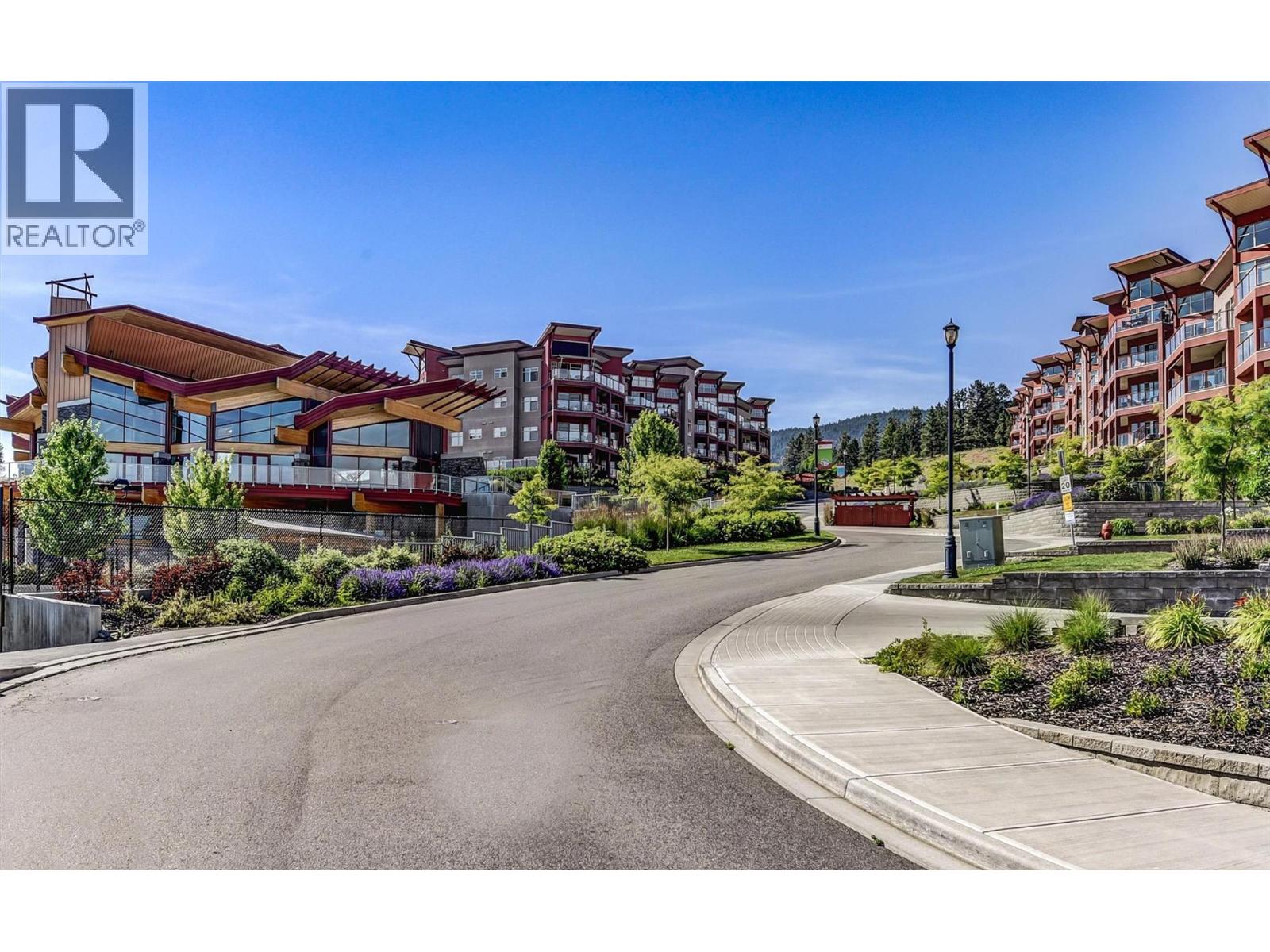 #512 3205 Skyview Lane - 49