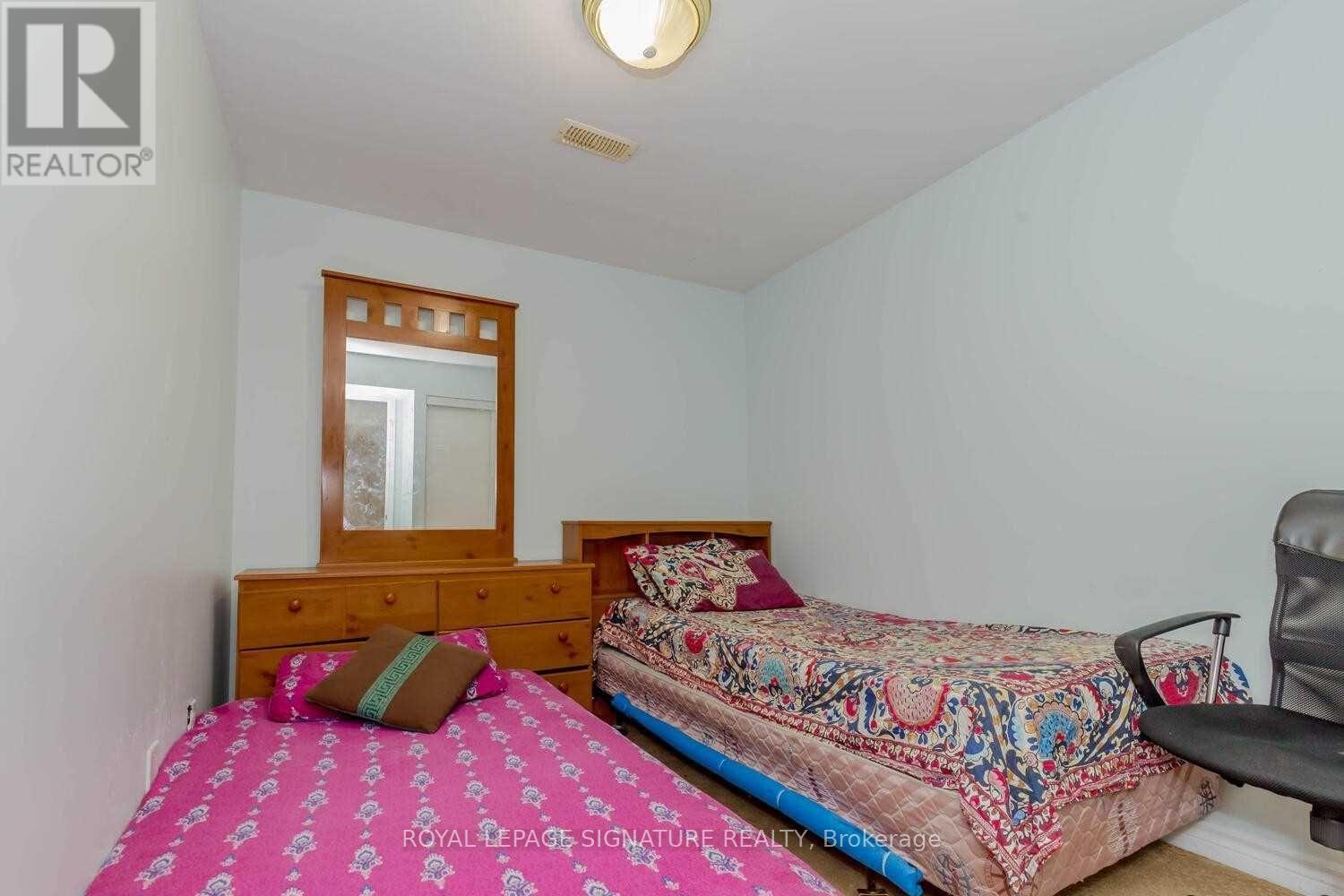 3833 PARTITION ROAD - 37