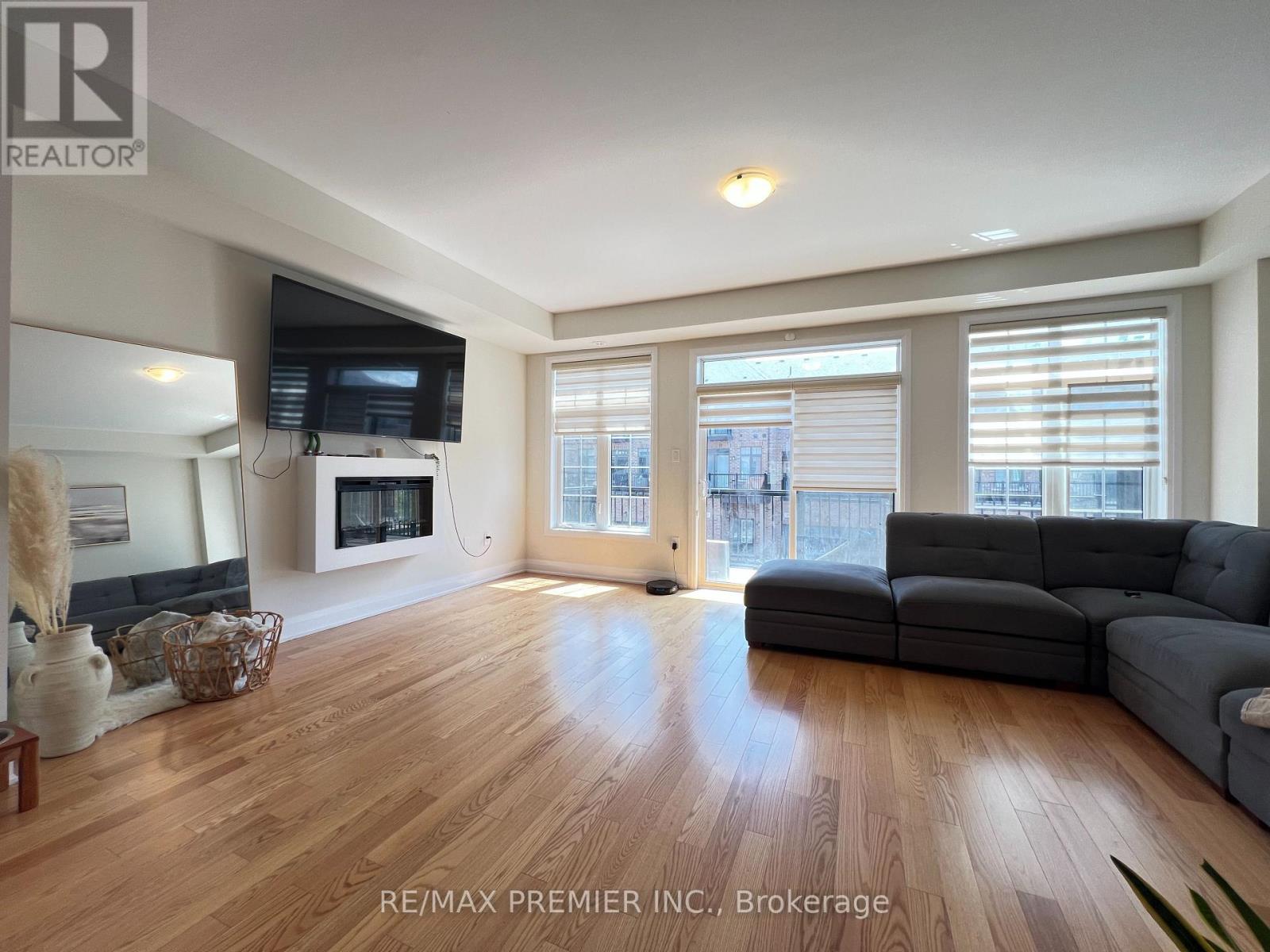 28 PETCH AVENUE - 6