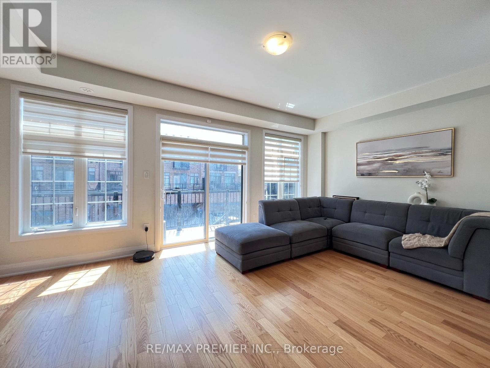 28 PETCH AVENUE - 7