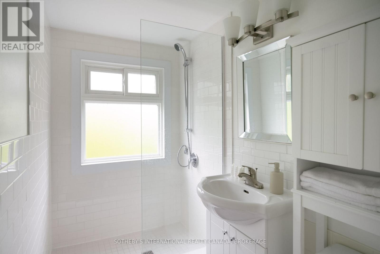 8 STARR PLACE - Image 34