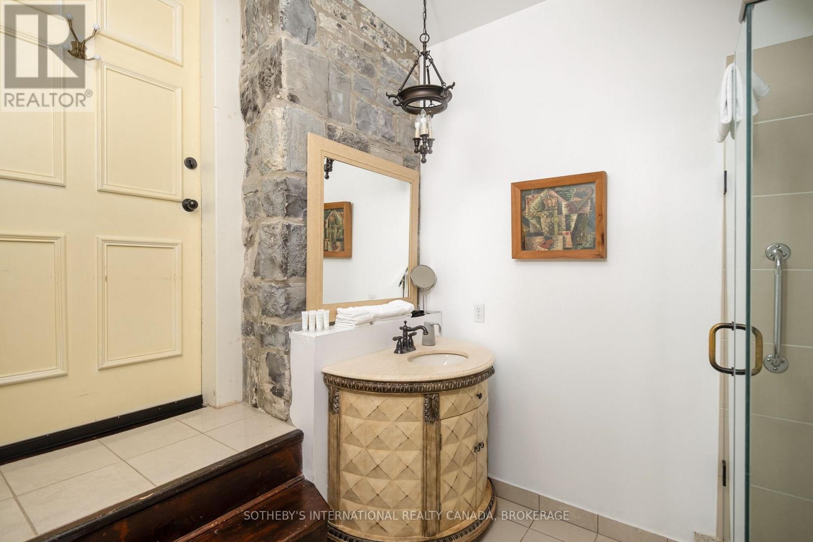 8 STARR PLACE - Image 47
