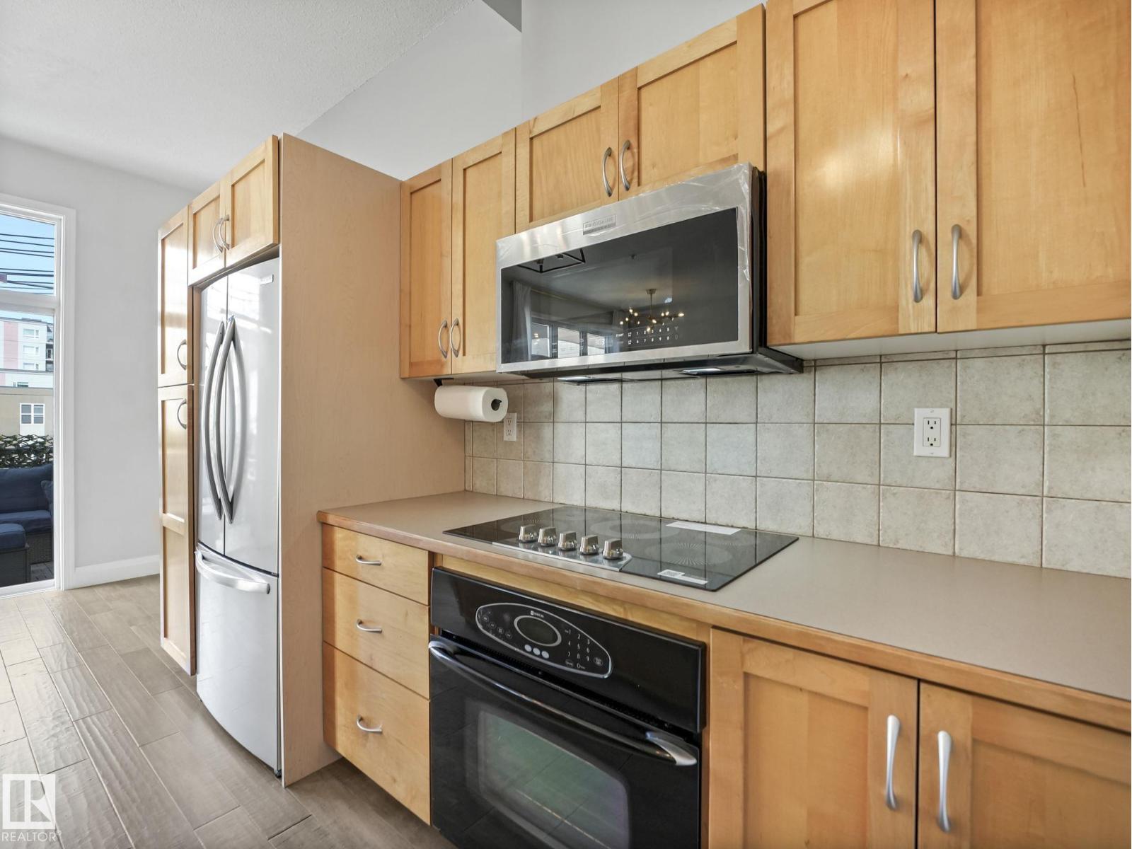 #456 10403 122 ST NW - 18