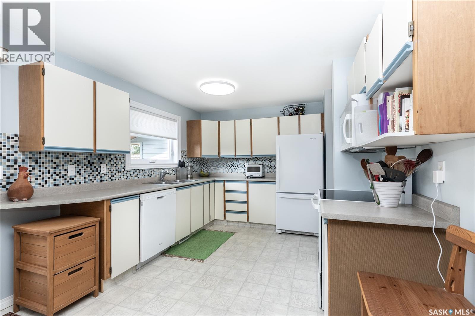 102 Wakaw CRESCENT - 11
