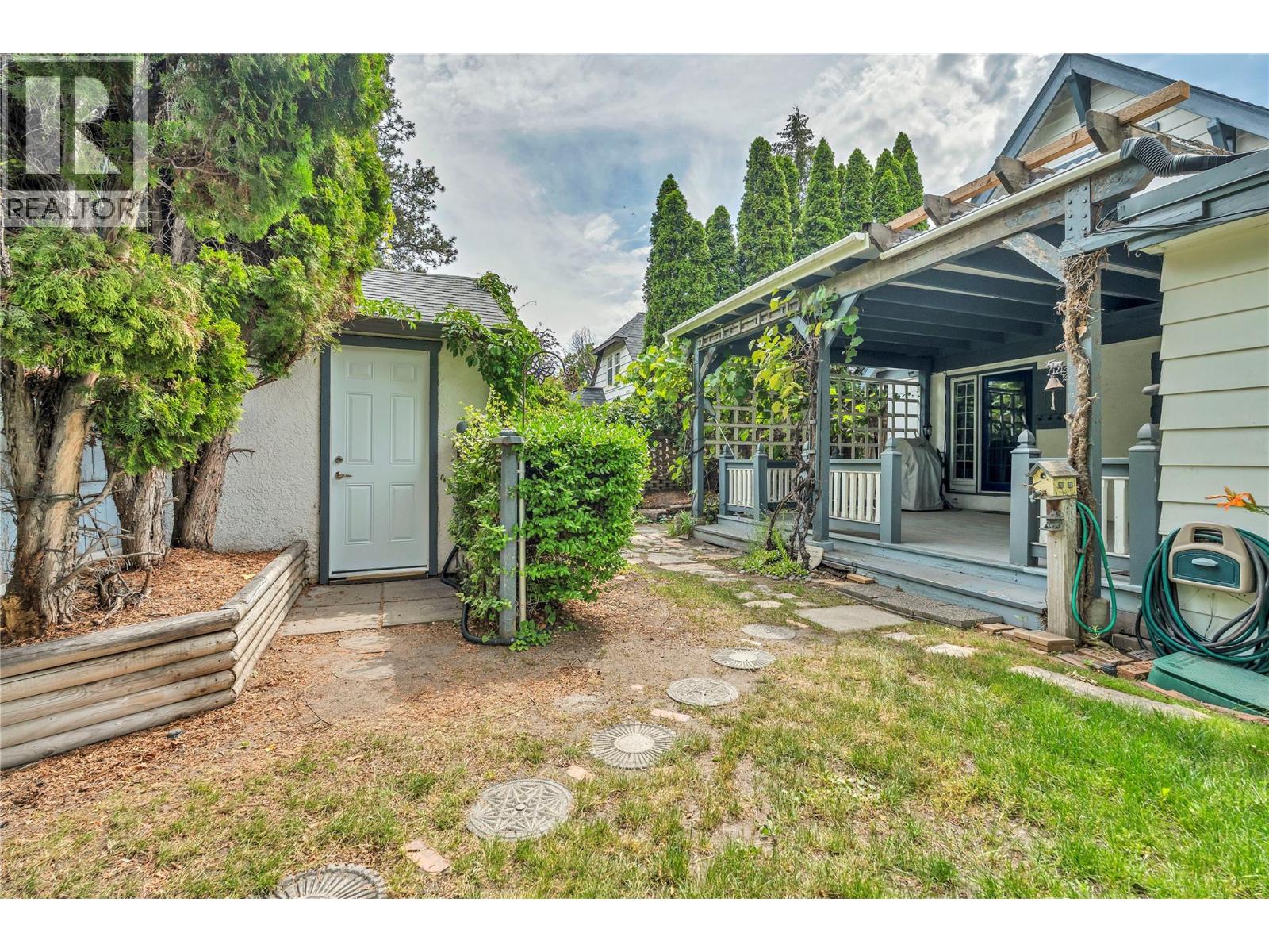 702 Winnipeg Street - 32