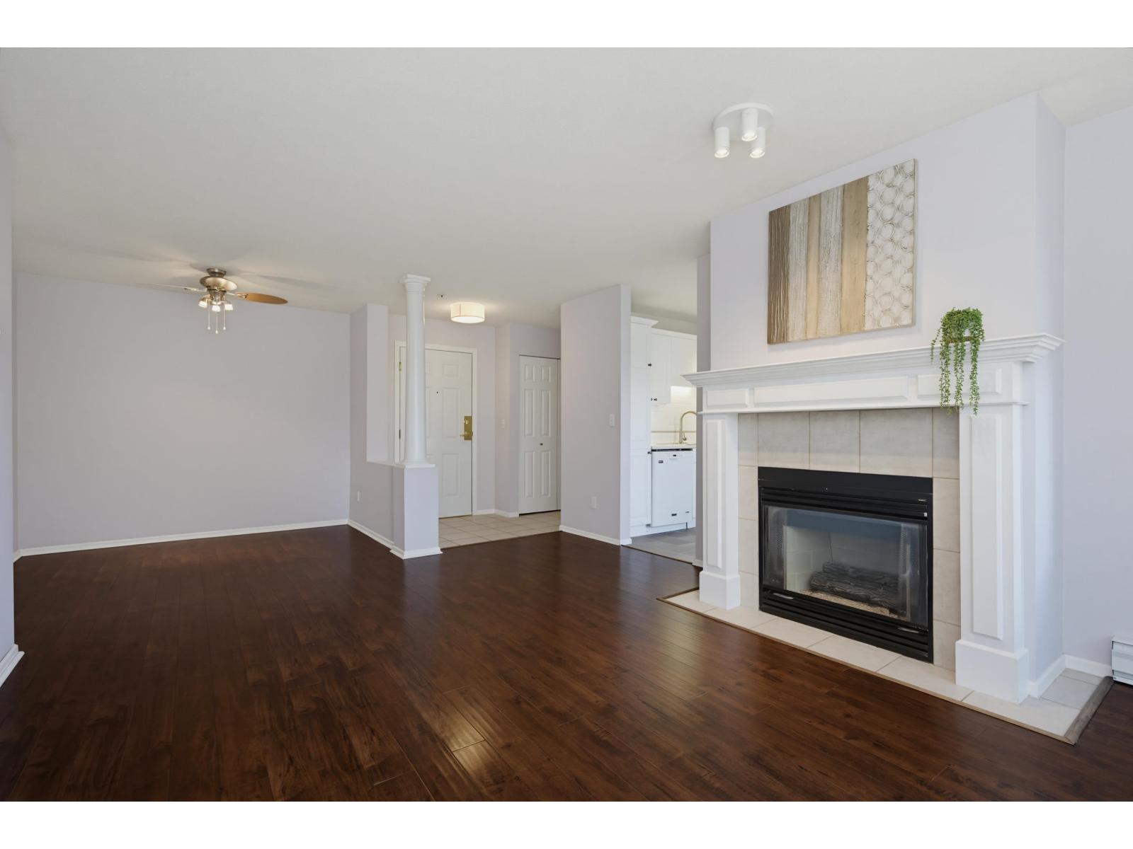205 5568 201A STREET, Langley