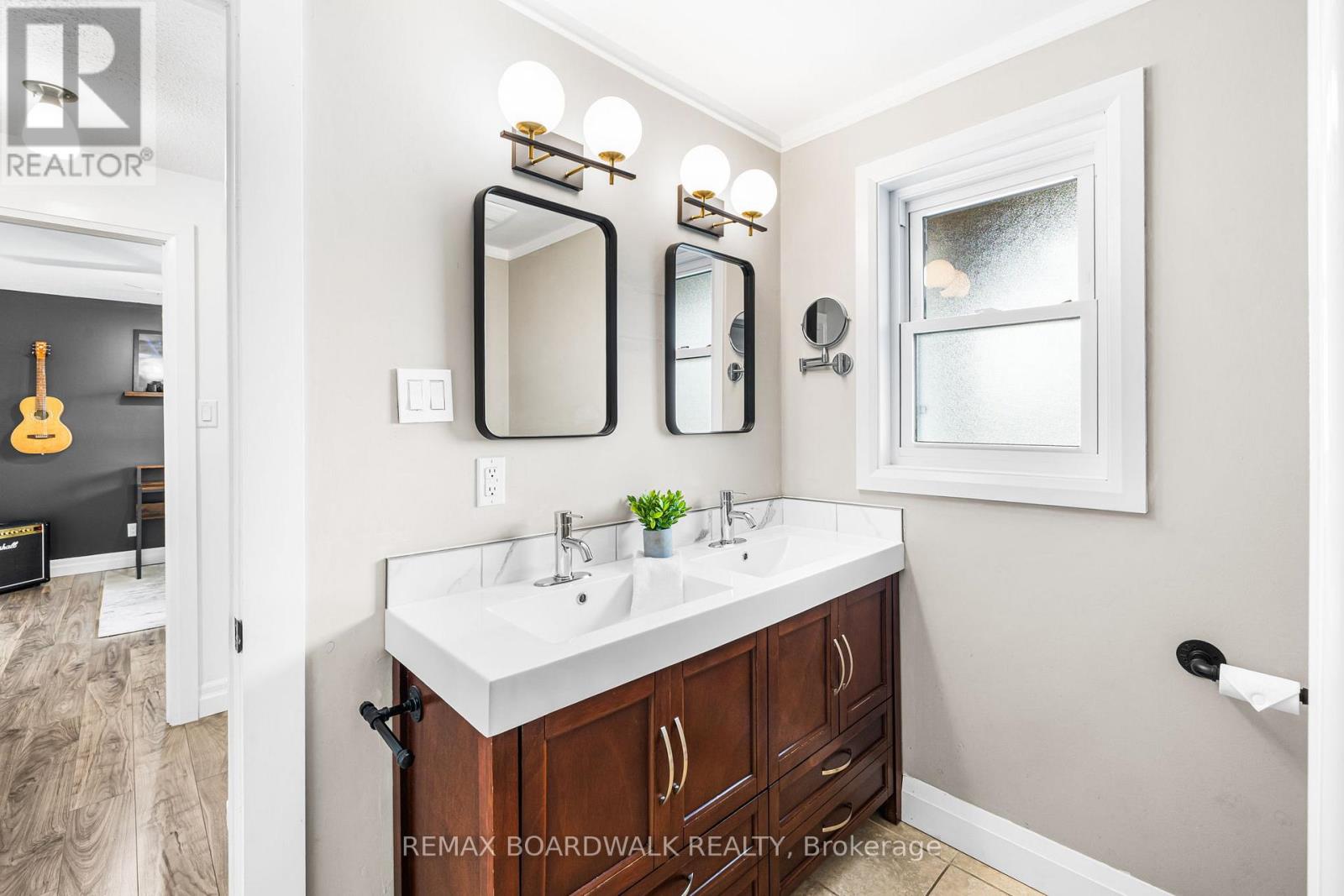 5 CLAY STREET - 21