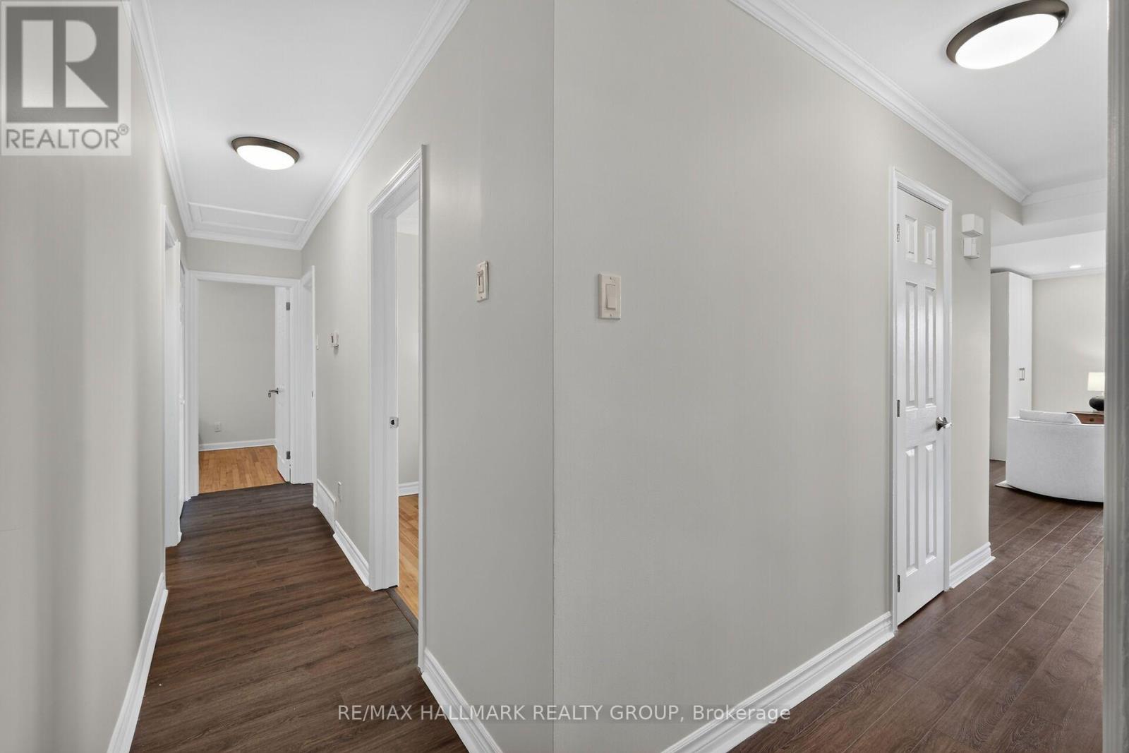 2160 LAMBETH WALK, Ottawa. Luxury613. By Peter Sagos - Image 12