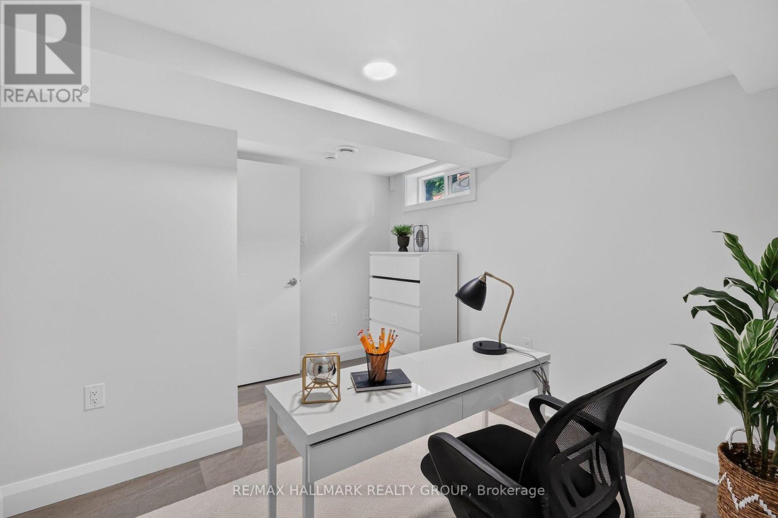 2160 LAMBETH WALK, Ottawa. Luxury613. By Peter Sagos - Image 37