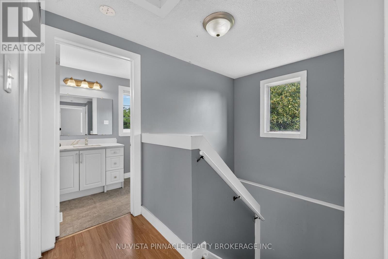 282 FLEMING DRIVE - 21
